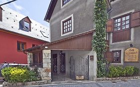 Apartamentos Salardu II